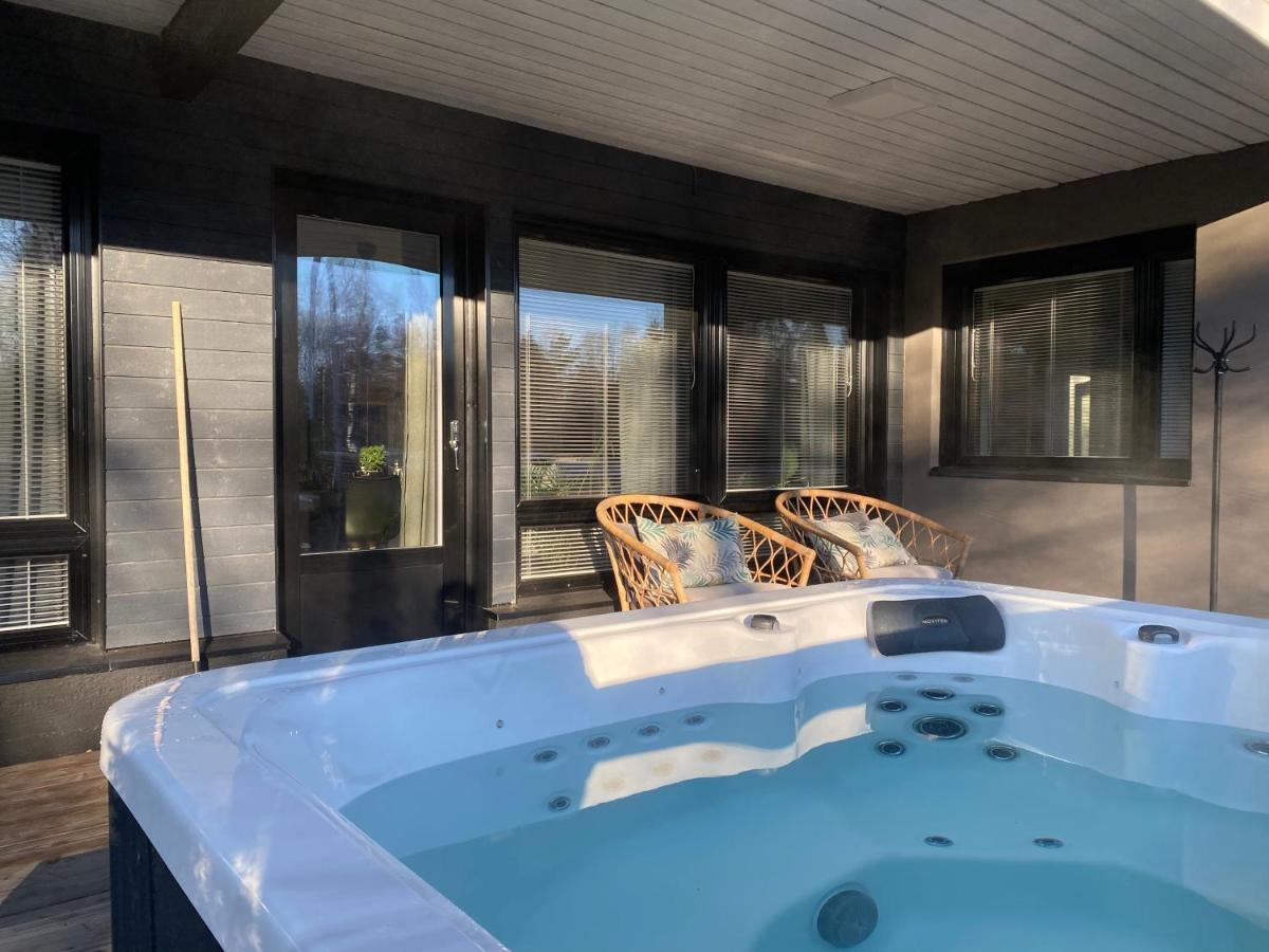 פורי Idyllic Villa Unikko With Jacuzzi And Sauna מראה חיצוני תמונה